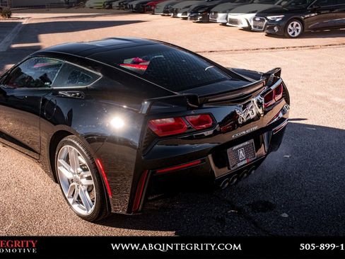 Used 2019 Chevrolet Corvette Stingray Coupe w/ Battery Protection Package image 10