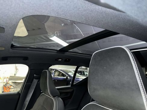 Used 2023 Volvo XC40 B5 Plus w/ Climate Package AWD/4WD image 22