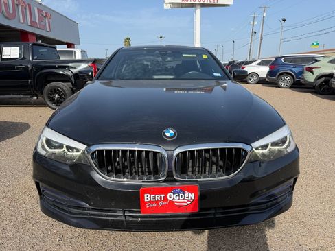 Used 2019 BMW 530e w/ Convenience Package RWD image 2