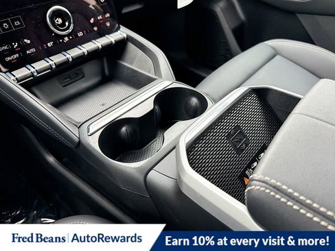 New 2026 GMC Terrain Elevation w/ Elevation Premium Package image 33