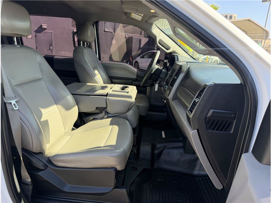 Used 2019 Ford F250 XL w/ STX Appearance Package AWD/4WD image 16