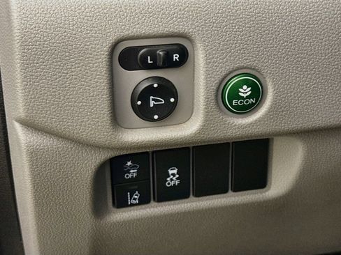 Used 2019 Honda Pilot EX-L image 11