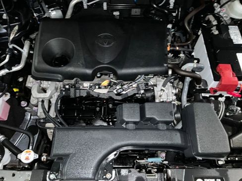 Certified 2022 Toyota RAV4 XLE Premium image 21