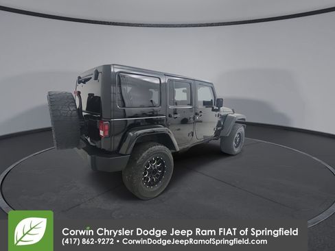 Used 2014 Jeep Wrangler Unlimited Rubicon w/ Connectivity Group image 8