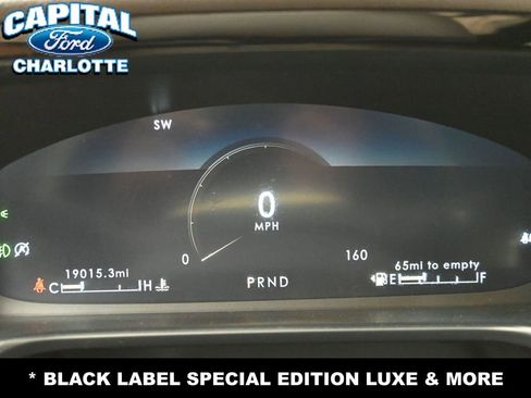 Used 2023 Lincoln Aviator Black Label image 17