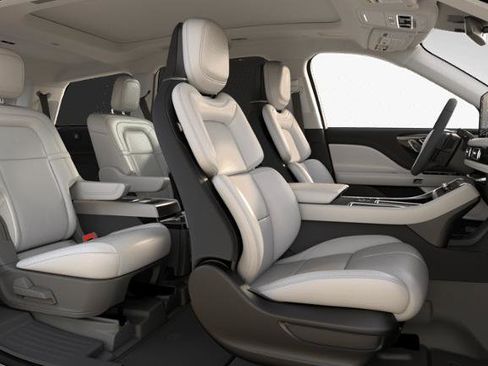 New 2025 Lincoln Aviator Reserve w/ Equipment Group 201A image 27