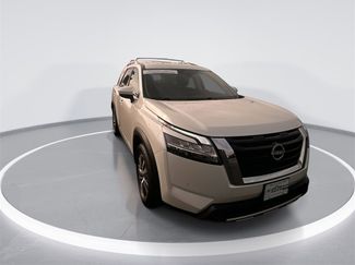Certified 2023 Nissan Pathfinder SL video 2
