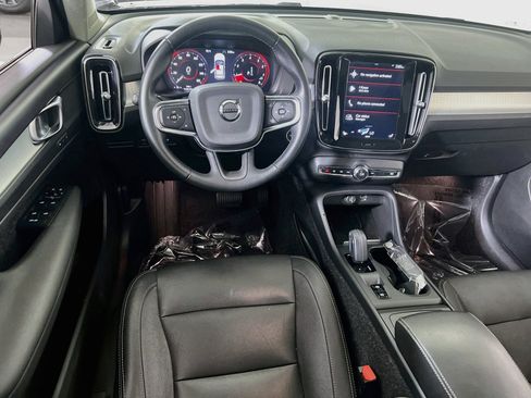 Used 2020 Volvo XC40 T5 Momentum AWD/4WD image 22