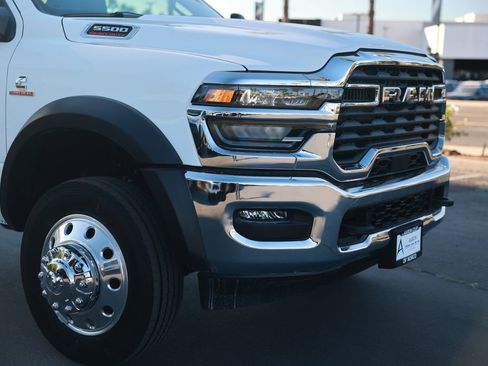 New 2026 RAM 5500 Tradesman w/ Chrome Appearance Group AWD/4WD image 7