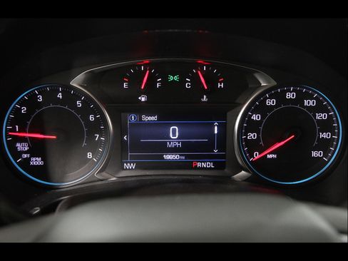 Used 2024 Chevrolet Equinox LS w/ LS Convenience Package image 8