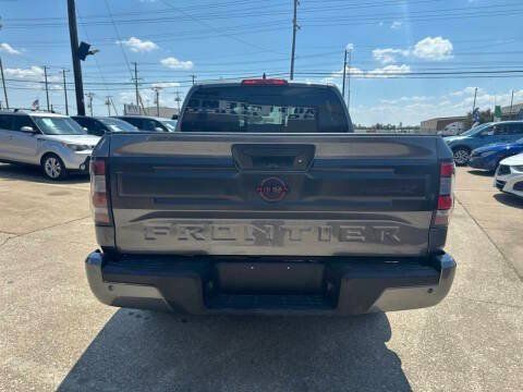 Used 2026 Nissan Frontier PRO-4X AWD/4WD image 6