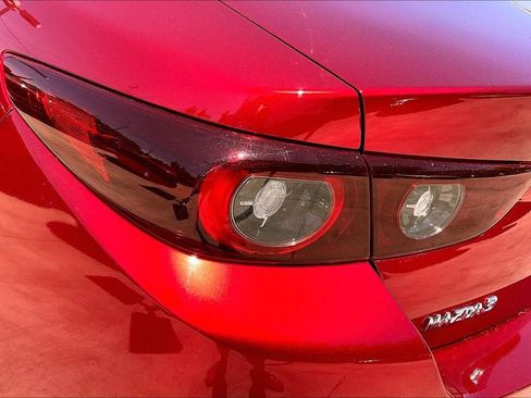 Used 2025 MAZDA MAZDA3 s FWD image 29