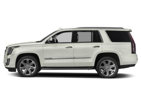 Used 2018 Cadillac Escalade Luxury AWD/4WD image 3