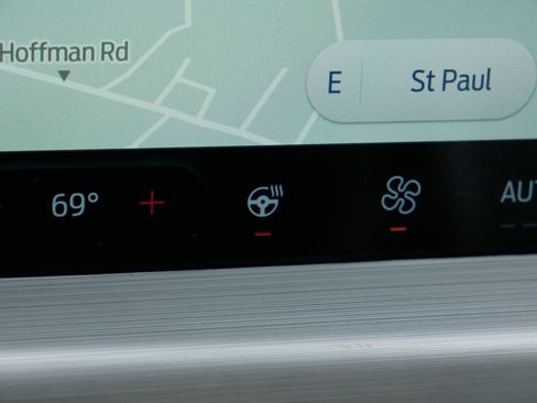 Used 2024 Ford Escape Platinum image 31