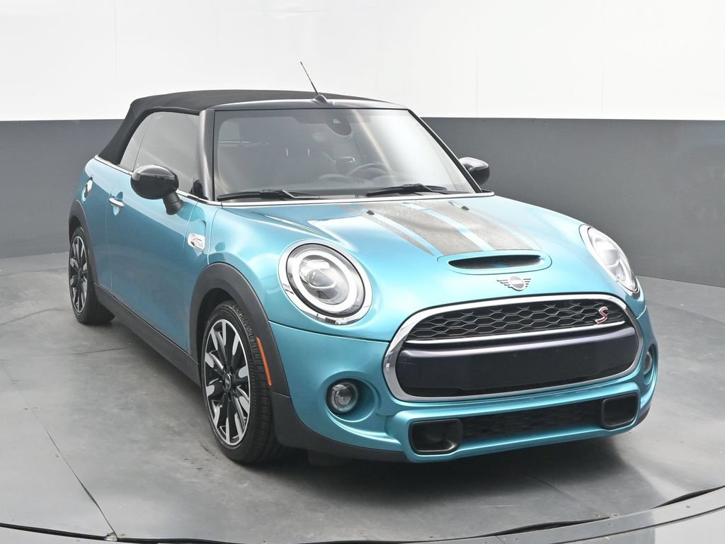 Used 2021 MINI Cooper S w/ 6.5" Touchscreen Package FWD image 1
