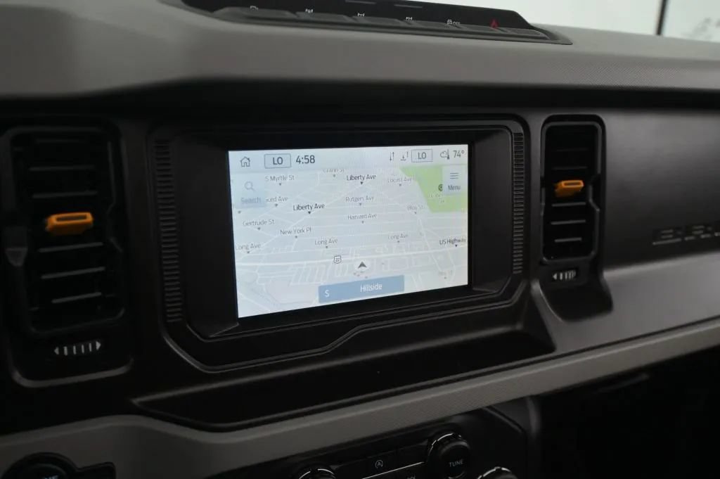 Used 2022 Ford Bronco Badlands w/ Sasquatch Package AWD/4WD image 25