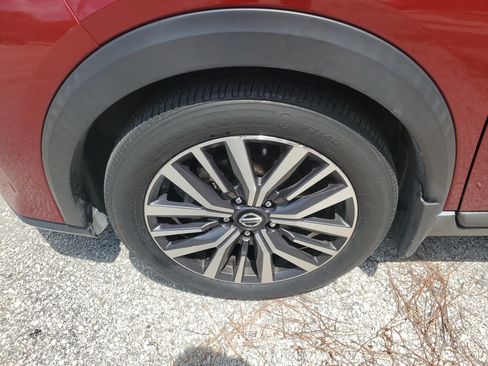 Used 2021 Nissan Kicks SV FWD image 5
