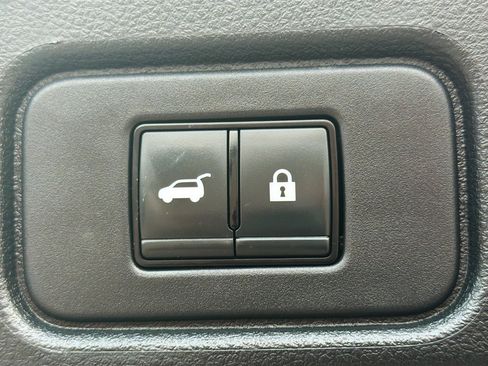 Used 2023 Nissan Pathfinder SL w/ SL Premium Package AWD/4WD image 33