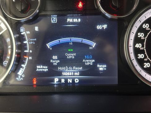 Used 2014 RAM 1500 Laramie w/ Convenience Group AWD/4WD image 11