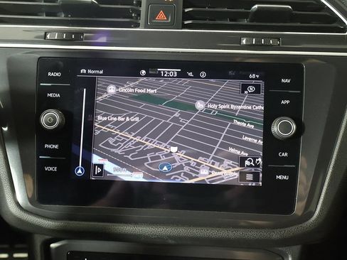 Used 2023 Volkswagen Tiguan SEL R-Line AWD/4WD image 45