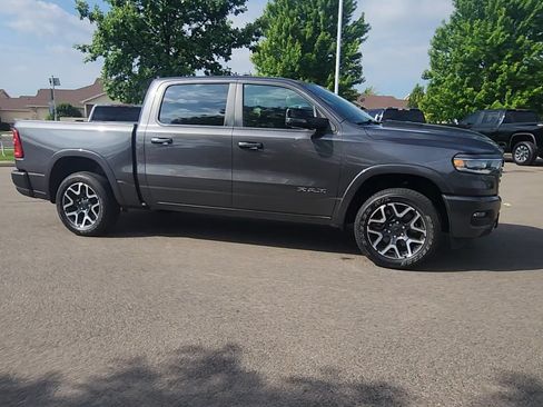 Used 2025 RAM 1500 Laramie w/ Sport Appearance Package AWD/4WD image 6