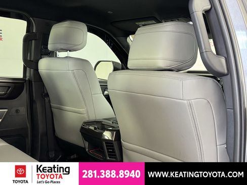 Used 2025 Toyota Tundra SR5 w/ SR5 Premium Package AWD/4WD image 19