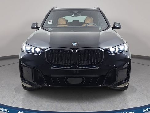 New 2026 BMW X5 xDrive40i w/ M Sport Package AWD/4WD image 2