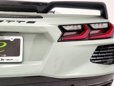Used 2024 Chevrolet Corvette Stingray Preferred Conv w/ Z51 Performance Package RWD image 28