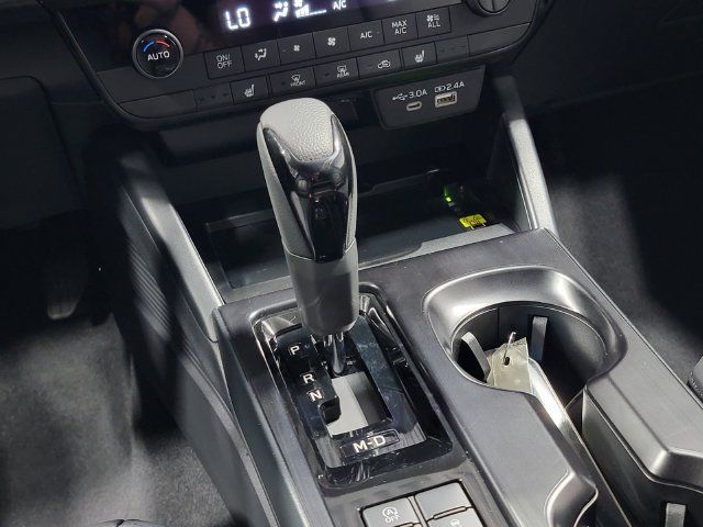 Used 2026 Subaru Outback Premium AWD/4WD image 22