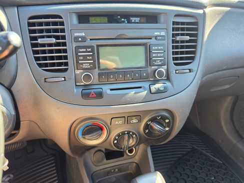 Used 2009 Kia Rio LX FWD image 26
