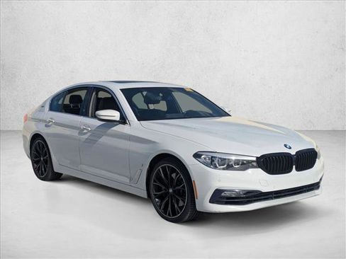 Used 2018 BMW 530e 530e iPerformance image 3