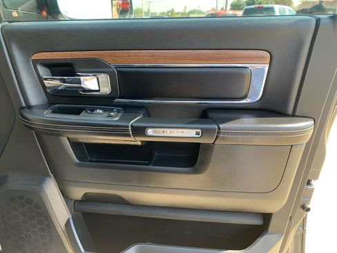 Used 2013 RAM 2500 Laramie w/ Convenience Group AWD/4WD image 14