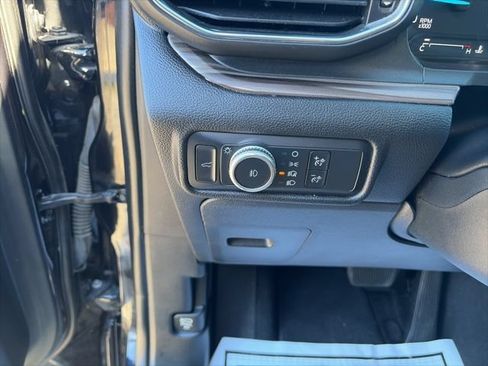 Used 2021 Ford Explorer Limited w/ Equipment Group 301A AWD/4WD image 19