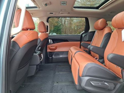 New 2026 Kia Carnival SX Prestige image 5