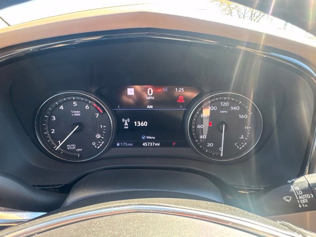 Used 2020 Cadillac XT5 Premium Luxury w/ Platinum Package FWD image 23