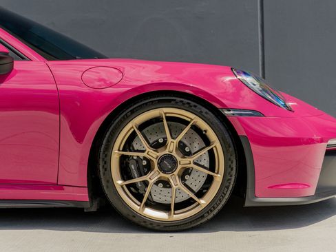 Used 2024 Porsche 911 GT3 RWD image 40