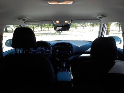 Used 2025 Kia Soul S image 7