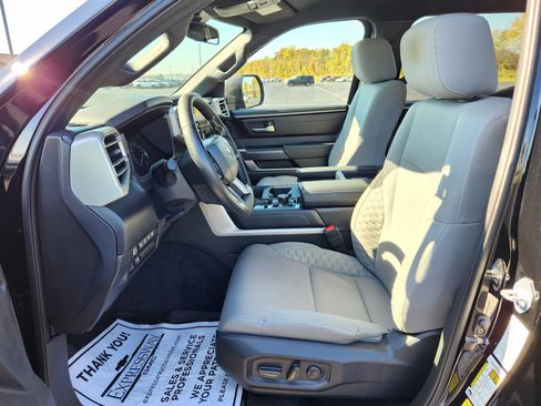 Used 2025 Toyota Tundra SR5 image 11