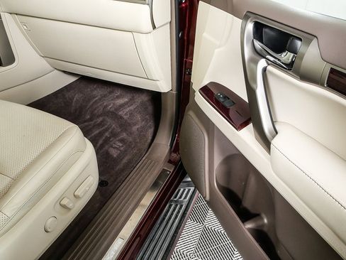 Used 2018 Lexus GX 460 Luxury image 23