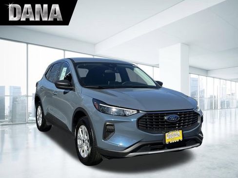 Certified 2024 Ford Escape Active image 1