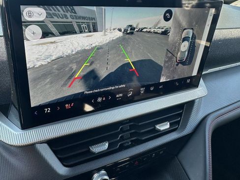 Used 2025 Ford Explorer ST-Line image 25