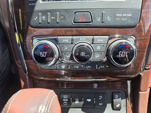Used 2014 Buick Enclave Premium AWD/4WD image 12