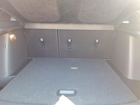 New 2026 Chevrolet Trax RS image 7