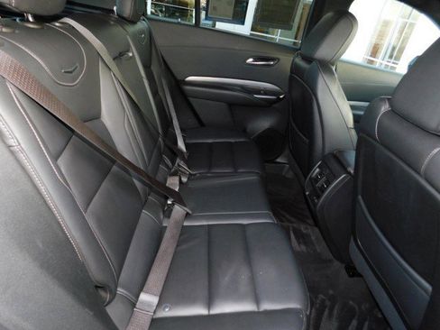 Used 2024 Cadillac XT4 Premium Luxury image 19