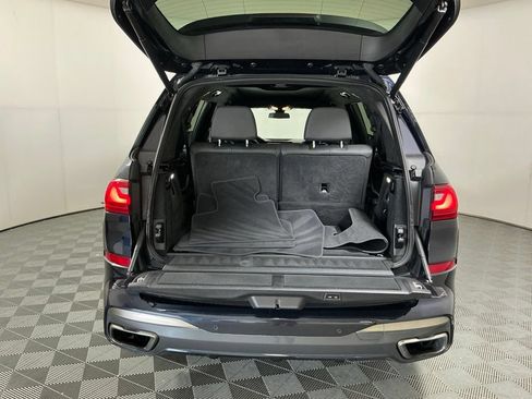Used 2022 BMW X7 M50i w/ Dynamic Handling Package AWD/4WD image 31