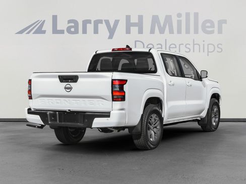 New 2026 Nissan Frontier SV AWD/4WD image 2