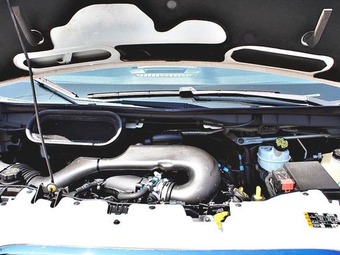 Used 2017 Ford Transit 350 XLT image 36