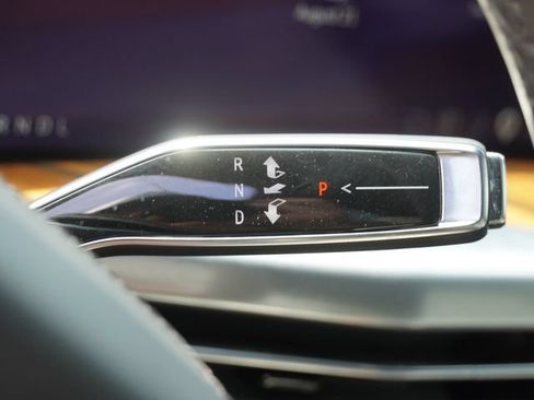 Used 2025 Cadillac Escalade Sport Platinum w/ LPO, ONYX Package AWD/4WD image 30