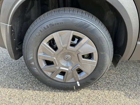 Used 2026 Nissan Kicks S FWD image 15