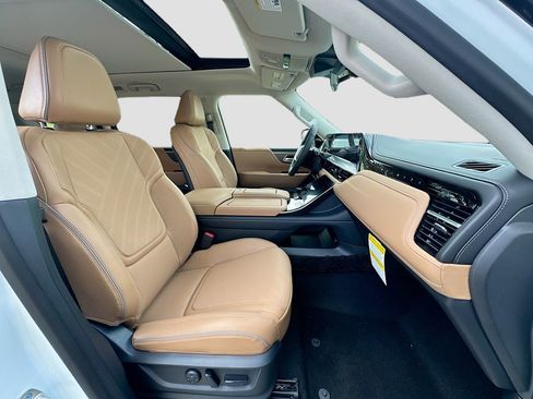 New 2026 INFINITI QX80 Luxe w/ Cargo Package RWD image 31